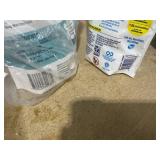 LOT OF 4 Laundry Detergent Pods (Molly Muds Packaging Is Damaged)