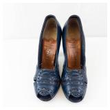 Pandora Navy Leather Peep-Toe Pumps Last 224 Made in Italy 3-Inch Heel