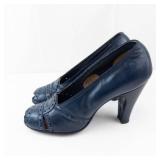 Pandora Navy Leather Peep-Toe Pumps Last 224 Made in Italy 3-Inch Heel