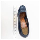 Pandora Navy Leather Peep-Toe Pumps Last 224 Made in Italy 3-Inch Heel
