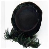 Marshall Field & Company Vintage Black Velvet Cloche Hat with Emerald Green Ostrich Feather Plume