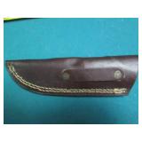 Hand crafted Damascus knife with le...