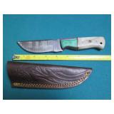 Hand crafted Damascus knife with le...