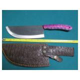 Hand crafted Damascus knife with le...
