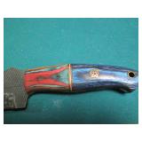 Hand crafted Damascus knife with le...