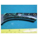 Hand crafted Damascus knife with le...