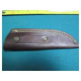 Hand crafted Damascus knife with le...