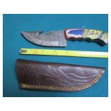 Hand crafted Damascus knife with le...