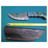Hand crafted Damascus knife with le...