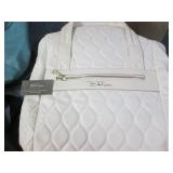 3 Assorted carry bags...