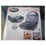 New 4 pack mug set, coffee maker an...