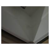 New Rugged tub, top measures24 x 18...