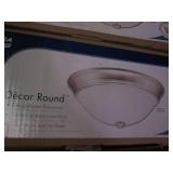 2 Round decorative ceiling lights...