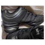 Sport Size 5.5 Tennis Shoes...