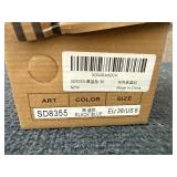 Dannto Sandals - Size 6