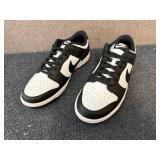 Nike Dunk Lows - Womens 9 - Mens 7.5