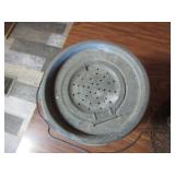 Bait Bucket & Fish Basket
