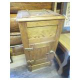 Ice Chest 15"x19"x36"