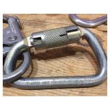 Clevis - Hooks - Carabiners Crosby? Sala