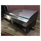 CHAR-BROIL - Gas Grill 200 - Like New!