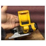 DEWALT DCS391 - 20V Cordless 6 1/2" Circular Saw - Tool Only