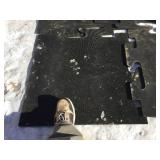 5 PC Heavy Rubber Interlocking Floor Mats - 28"ish x 28"ish