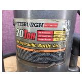 PITTSBURGH Automotive - 20 Ton Air/Hydraulic Bottle Jack