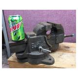 Large BUFFALO #4 4-1/2" VISE