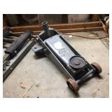 2 1/4 Ton Floor Jack - Goes Up + Down - Missing Handle