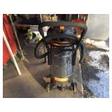 KUBOTA EC808N 12 Gallon Wet/Dry Vacuum - Works