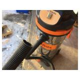 KUBOTA EC808N 12 Gallon Wet/Dry Vacuum - Works