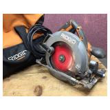 RIDGID R3204 6 1/2" Circular Saw with Bag - Nice!