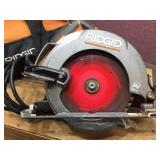 RIDGID R3204 6 1/2" Circular Saw with Bag - Nice!
