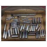 CRAFTSMAN 3/8 Dr Ratchets - Extensions - Sockets - SAE/Metric