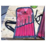 MATCO TOOLS SPRP6K SAE 6 Pc Roll Pin Punch Set - Plus Chisel + Punch