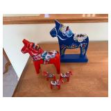 Dala Horse Figurine Set - Hand-Painted Wooden Swedish Folk Art, 5 Pieces