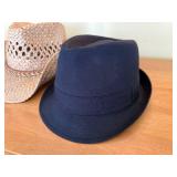TwentyOne Men LA Gray Fedora - Doreman Pacific Seagrass Straw Hat - Red Head Fedora