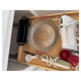 White Hand Mixer with Attachments + Glass Bakeware Set and Lids