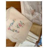 Table Runner & Napkins - Cream Floral Embroidery Set