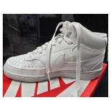 Nike Court Vision Mid NN Size 7 White (has some fraying on one side)