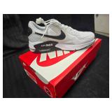New Nike Air Max Excee White size 7.5