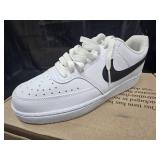 New Nike White Shoes Size 7.5