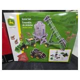 New Ertl Red Tractor and John Deere Grain Set