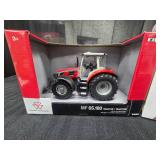 New Ertl Red Tractor and John Deere Grain Set