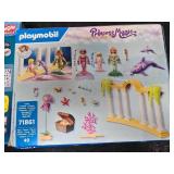 Sea Creatures Aquarium and Princes Magic Play Set