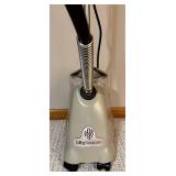 Jiffy Steamer J-2000 Garment Steamer - 120V 1300W Portable