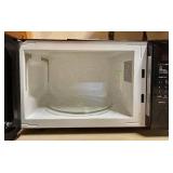 Magic Chef HM01110B 1.1 Cu Ft Countertop Microwave Oven
