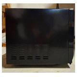 Magic Chef HM01110B 1.1 Cu Ft Countertop Microwave Oven