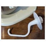 ML - KitchenAid Stand Mixer with 5-Quart Bowl & Attachments - Whisk, Paddle, Dough Hook