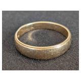 ML - 14K Gold Ring - Size 10  - Hammered Textured Wedding Band